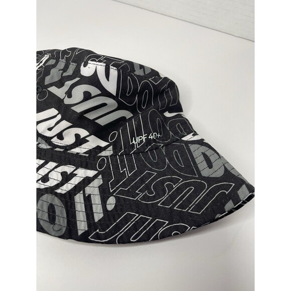 Nike Dri Fit Child’s Black And White Spellout Logo Bucket Hat UPF 40 YOUTH - Picture 3 of 5